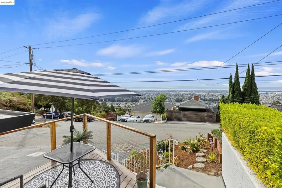 7756 Sunkist Dr, Oakland, CA 94605 - Image #3