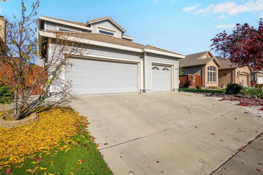 1445 Yorkshire Loop, Tracy, CA 95376 - Image #3