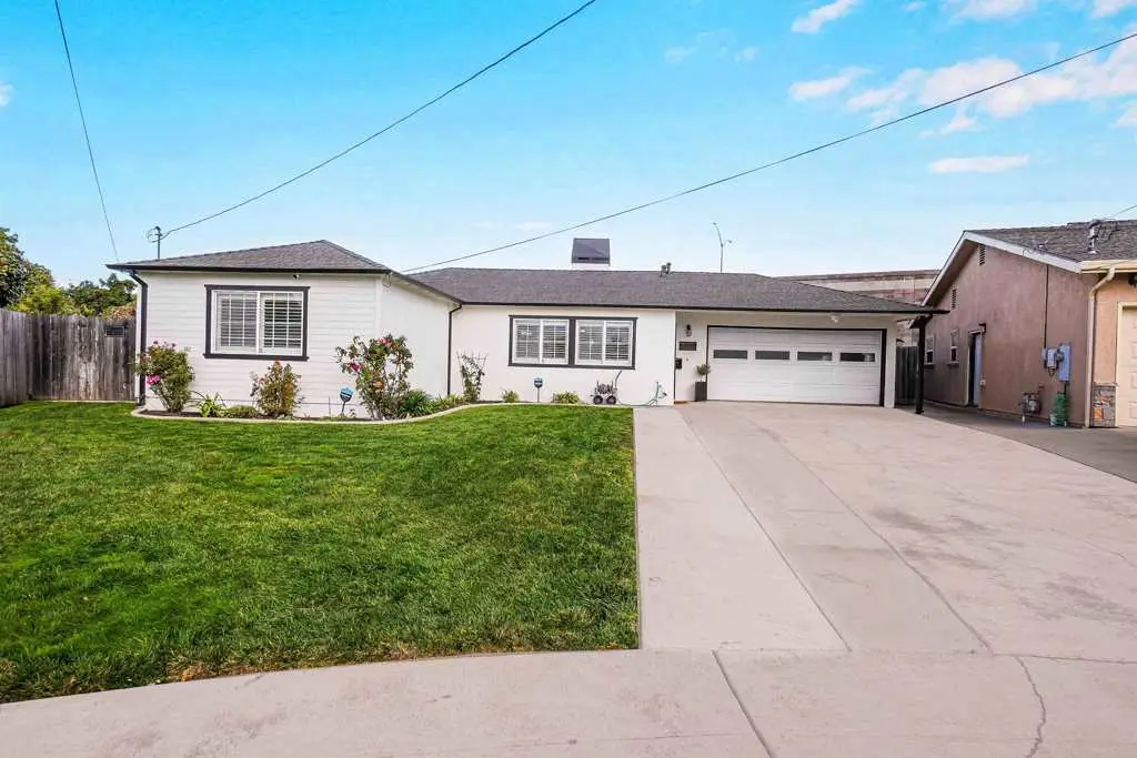1207 Amherst Ct, San Leandro, CA 94579 - Image #1