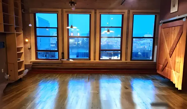 201 201 4th St #408, Oakland, CA 94607