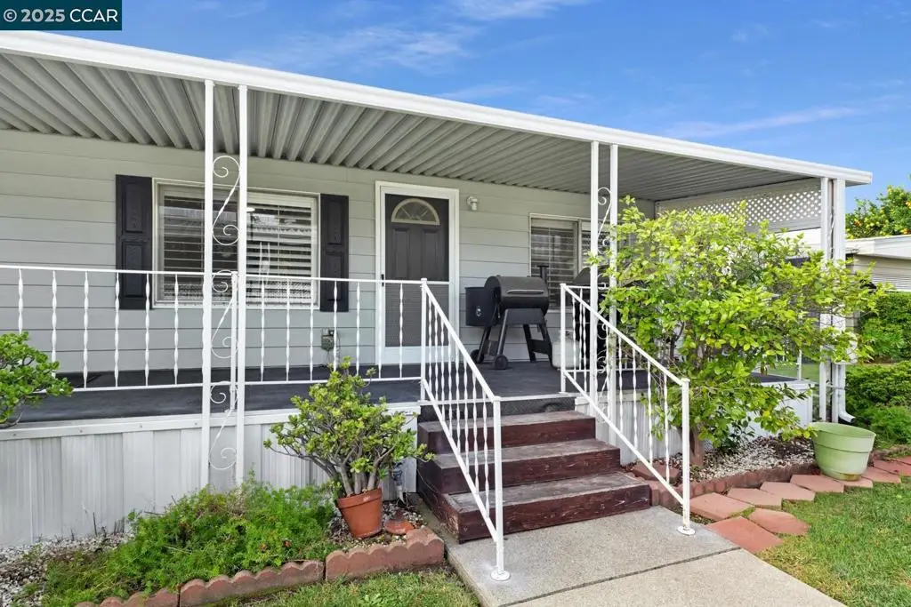 2197 Dalis Drive, Concord, CA 94520 - Image #1