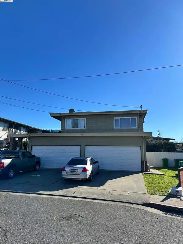 220 Flanders Ct, Hayward, CA 94541