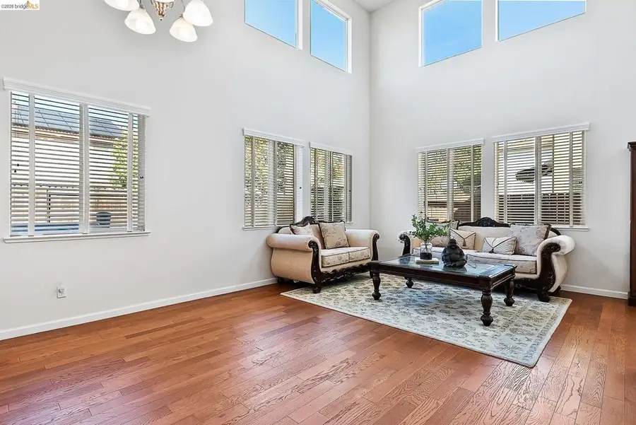 115 Tennyson Ct, Discovery Bay, CA 94505 - #2