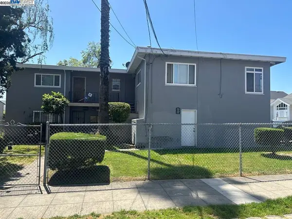 5775 Walnut St, Oakland, CA 94605