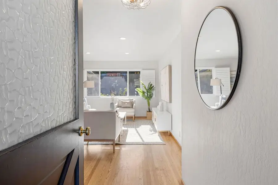 2283 Panoramic Dr, Concord, CA 94520 - Image #3