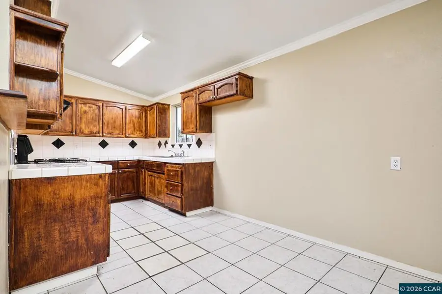 6628 Thomas Dr, North Highlands, CA 95660 - Image #3