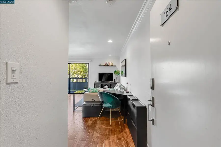 1 Embarcadero W #164, Oakland, CA 94607 - Image #2