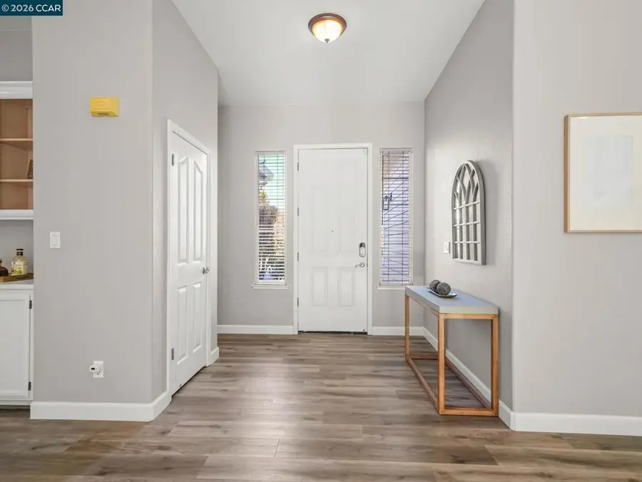 9006 Elk Dr, Clayton, CA 94517 - Image #3