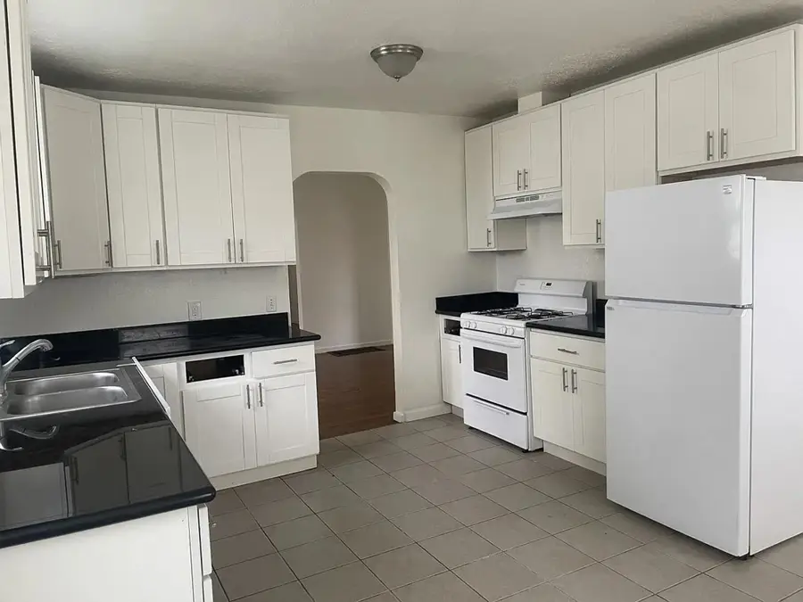 241 241 Kentucky St, Vallejo, CA 94590 - #3