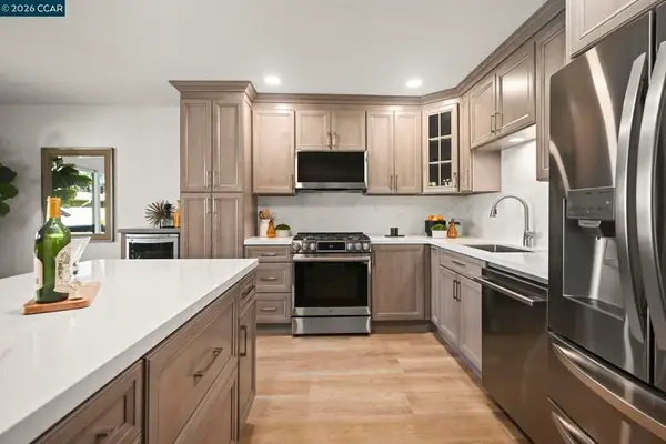 1508 Canyonwood Ct #12, Walnut Creek, CA 94595