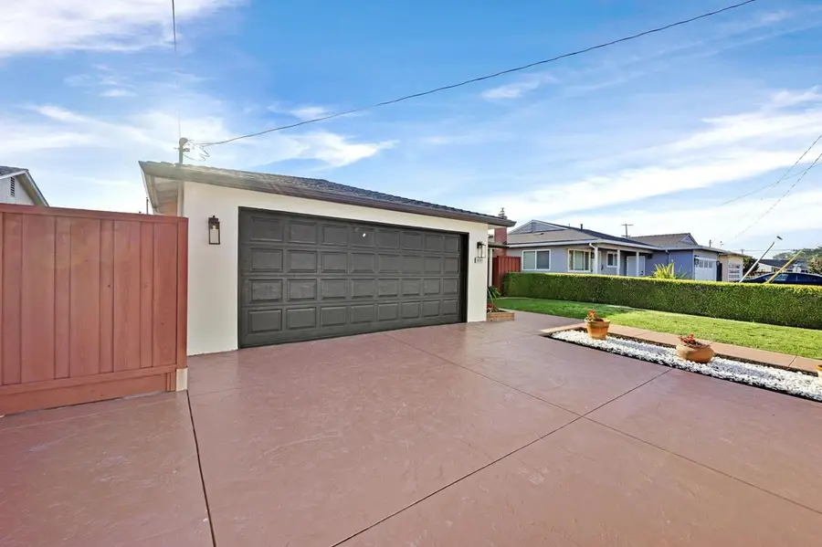 36001 Cabrillo Dr, Fremont, CA 94536 - Image #3