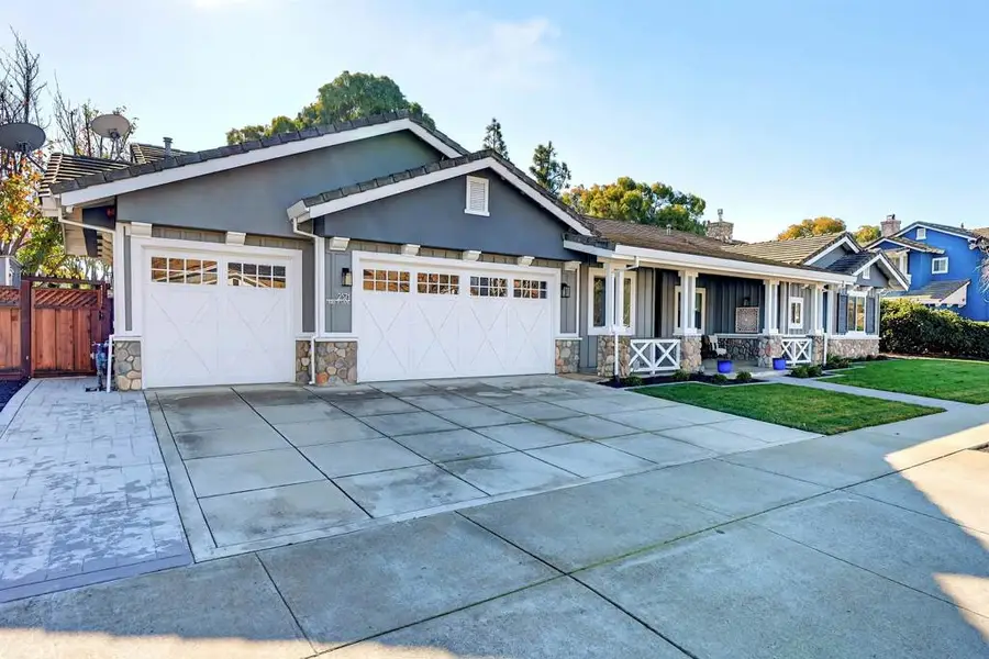 2571 Merlot Ln, Livermore, CA 94550 - Image #2