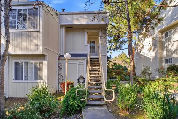 22555 Center St #211, Hayward, CA 94541