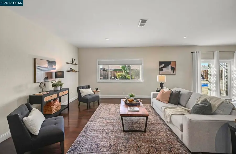 1687 Westwood Dr, Concord, CA 94521 - Image #3