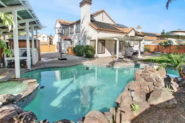 1220 Breakwater Way, Brentwood, CA 94513