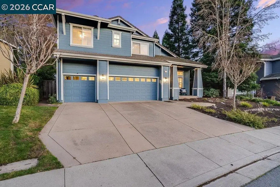811 Vineyard Ct, Pleasant Hill, CA 94523 - Image #2
