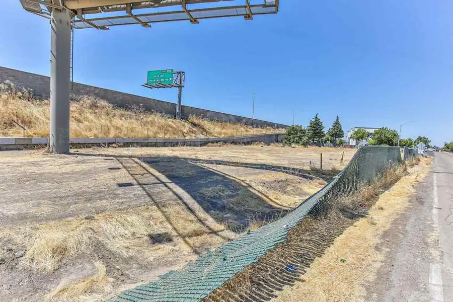 5133 S St Rt 99 W Frontage Rd, Stockton, CA 95212 - Image #3