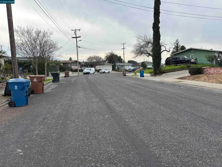 3017 Windsor Dr, Antioch, CA 94509 - #3