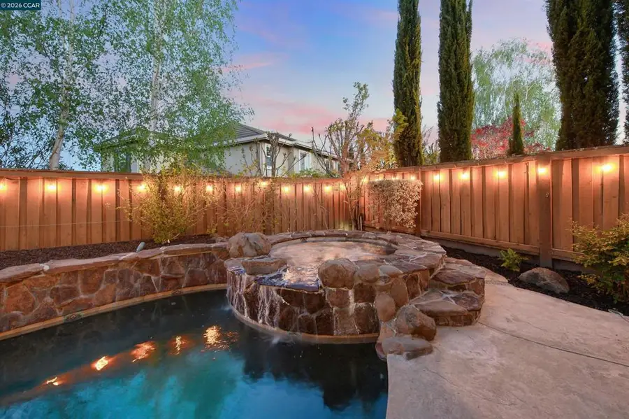 2261 Genoa St, Danville, CA 94506 - #3