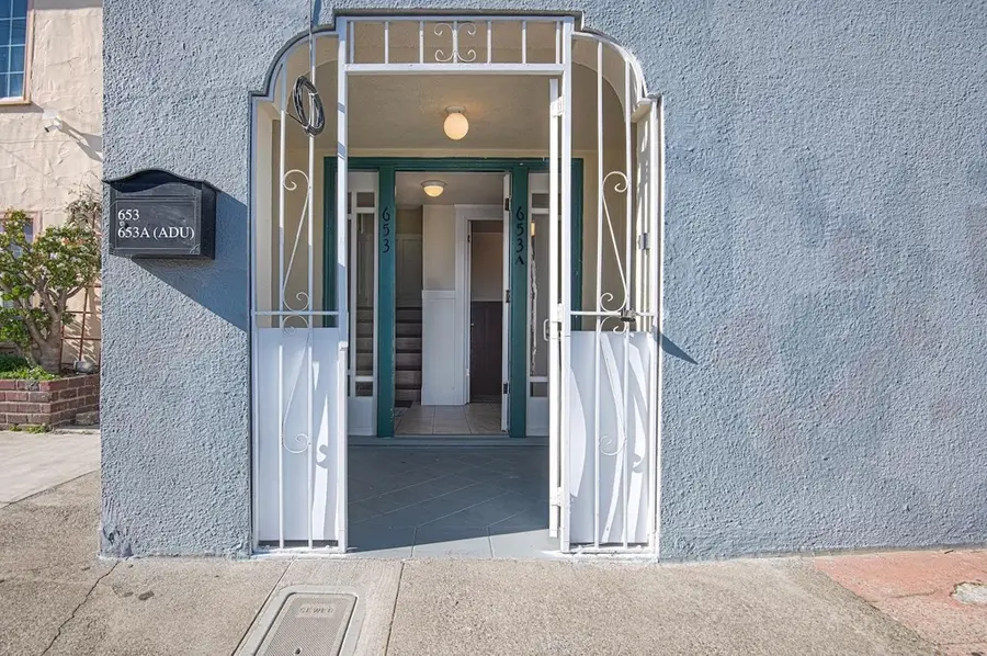 653 20th St, Richmond, CA 94801 - #2