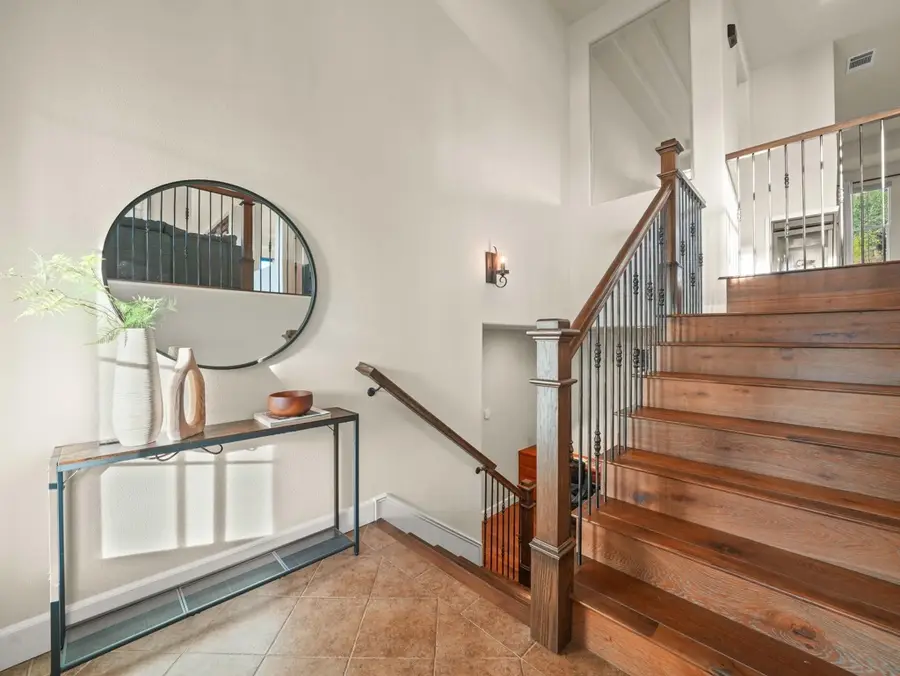 4040 Davenport Ln, Concord, CA 94518 - Image #2