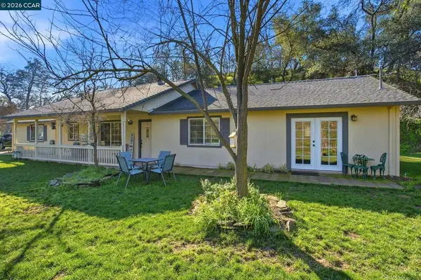 5250 5250 Treosti Pl, Valley Springs, CA 95252