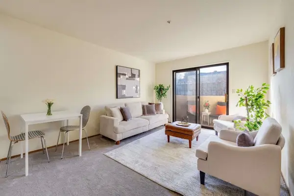 3648 Grand Ave #5, Oakland, CA 94610