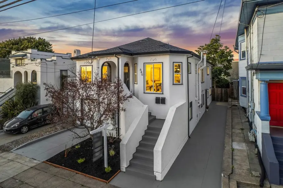 680 42nd St, Oakland, CA 94609 - Image #2