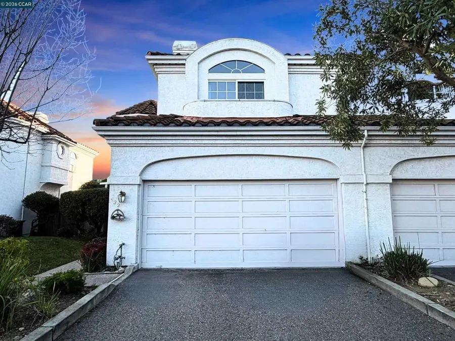 422 W Sunnyoaks Ave, Campbell, CA 95008 - Image #2