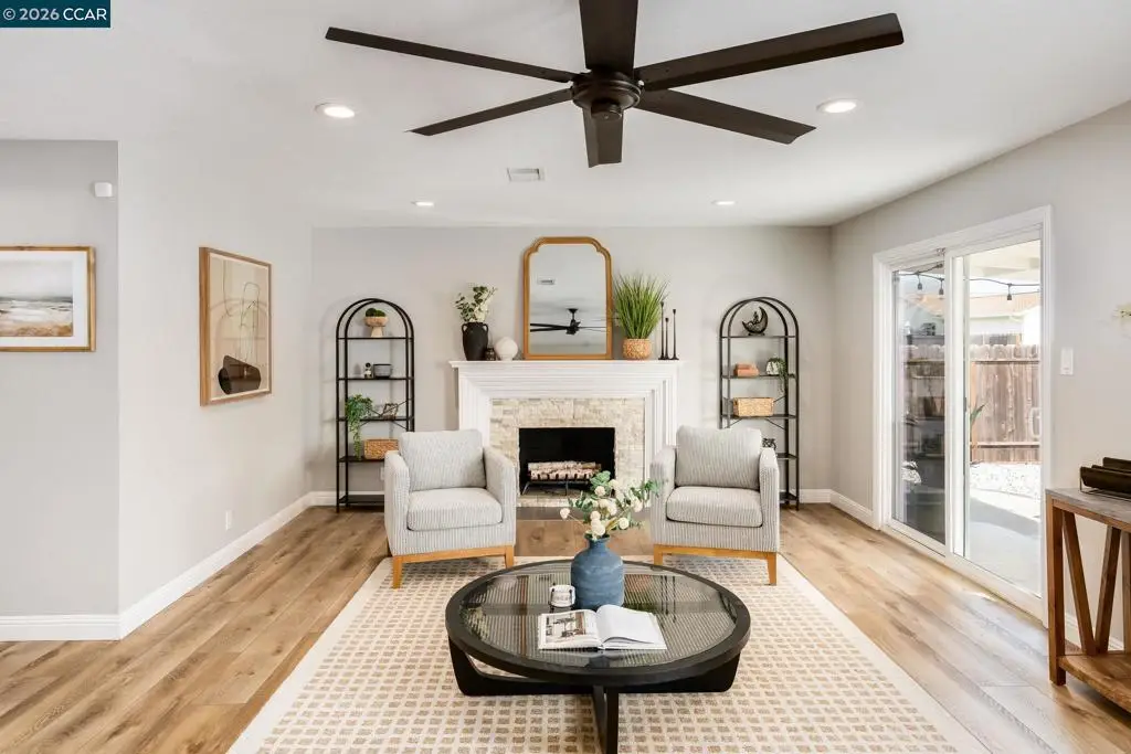 3916 Saint Michael Ct, Concord, CA 94519 - Image #1