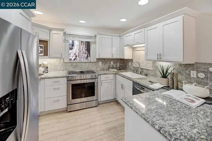 3437 Tice Creek Dr #1, Walnut Creek, CA 94595 - Image #2