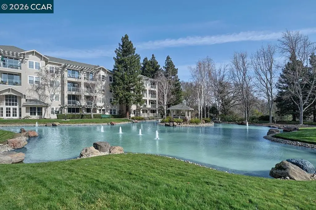1860 Tice Creek Dr #1226, Walnut Creek, CA 94595 - #1