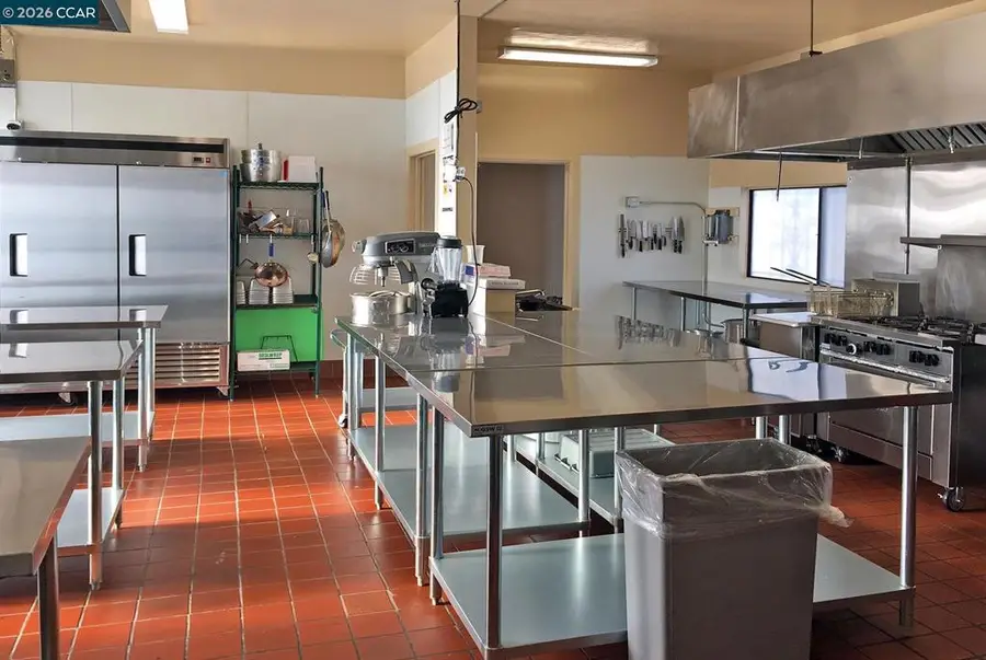 2818 Macarthur Blvd, Oakland, CA 94602 - #3