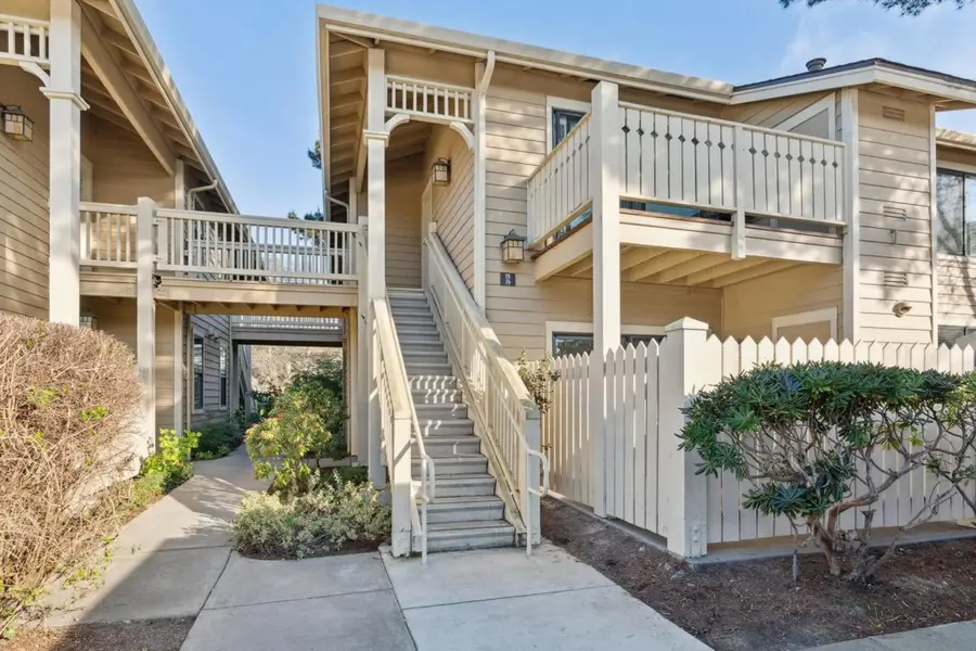 79 Lakeshore Ct, Richmond, CA 94804 - Image #2