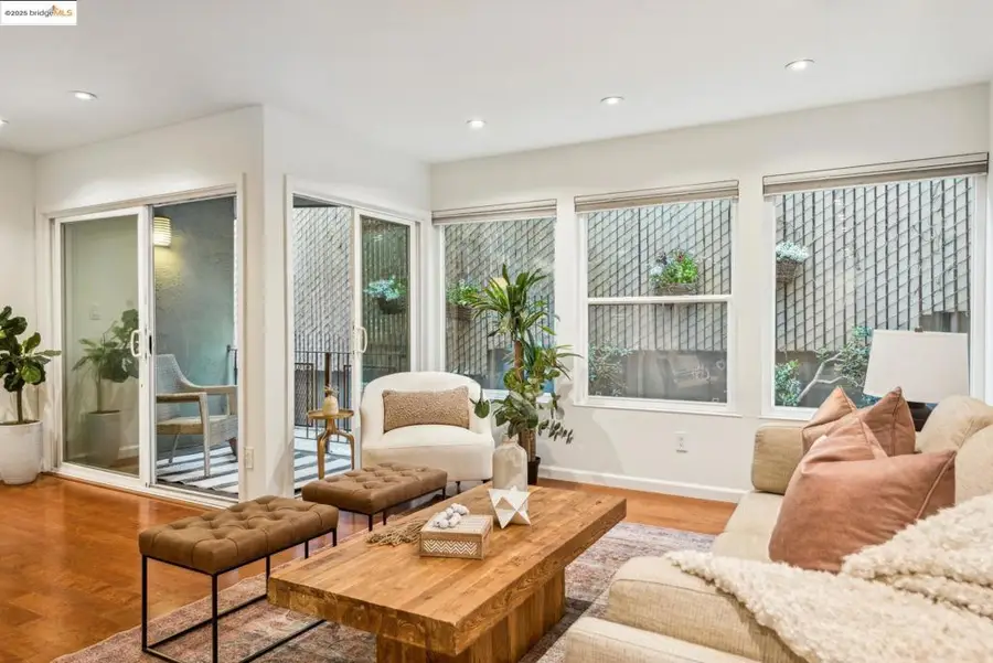 22 Moss Ave #107, Oakland, CA 94610 - #3