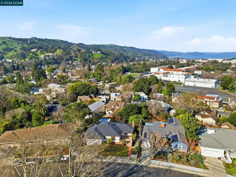 1021 Ulfinian Way, Martinez, CA 94553 - #3