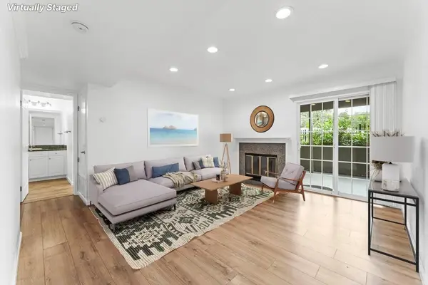 630 630 Canyon Oaks Dr #C, Oakland, CA 94605