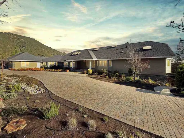 2382 2382 Alameda Diablo, Diablo, CA 94528