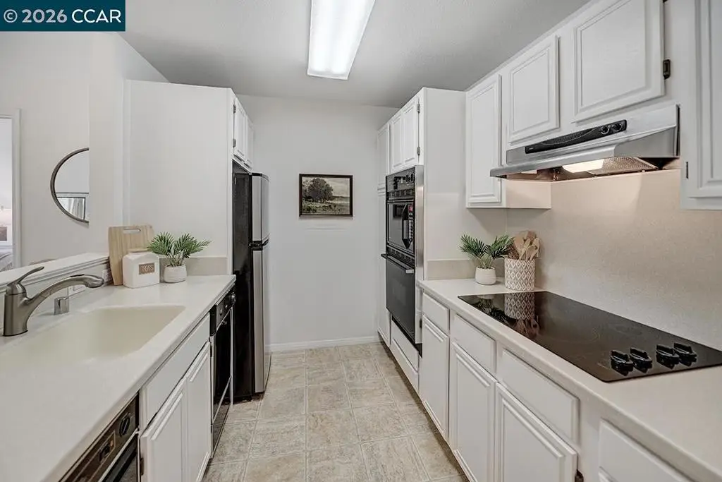 1860 Tice Creek #1241, Walnut Creek, CA 94595 - #1