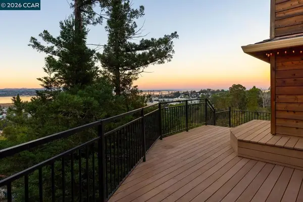 1087 1087 Hillside Dr, Martinez, CA 94553