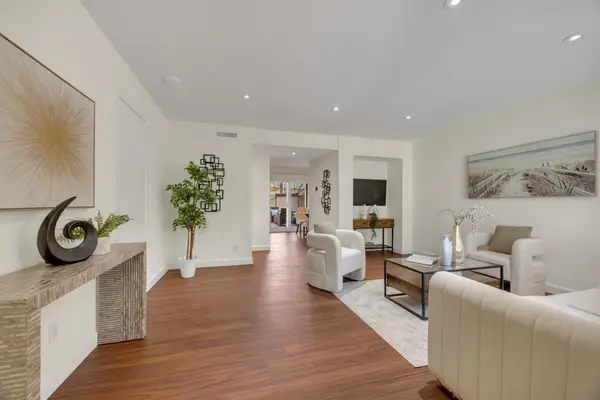 4452 4452 Del Valle Pkwy, Pleasanton, CA 94566