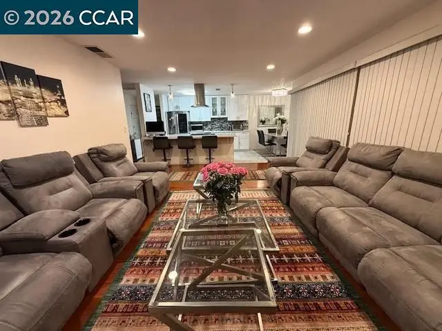 825 825 Oak Grove Rd #17, Concord, CA 94518 - #2