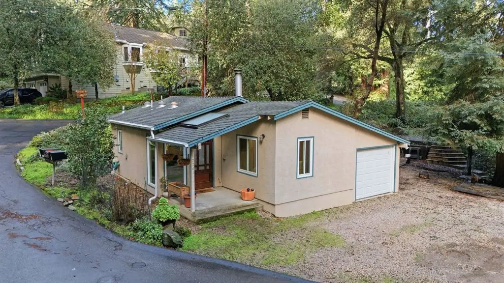 17741 17741 Comanche Trl, Los Gatos, CA 95033 - #1