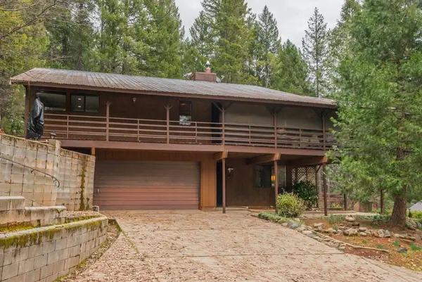 410 410 Lake Forest Dr., Trinity Center, CA 96091