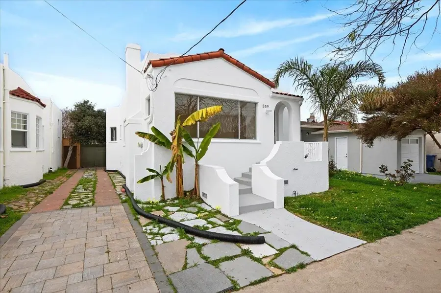 559 559 Civic Center St, Richmond, CA 94804 - #3