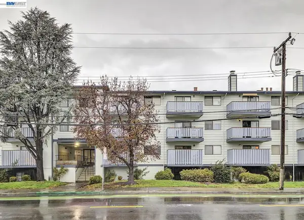 29300 29300 Dixon St #207, Hayward, CA 94544