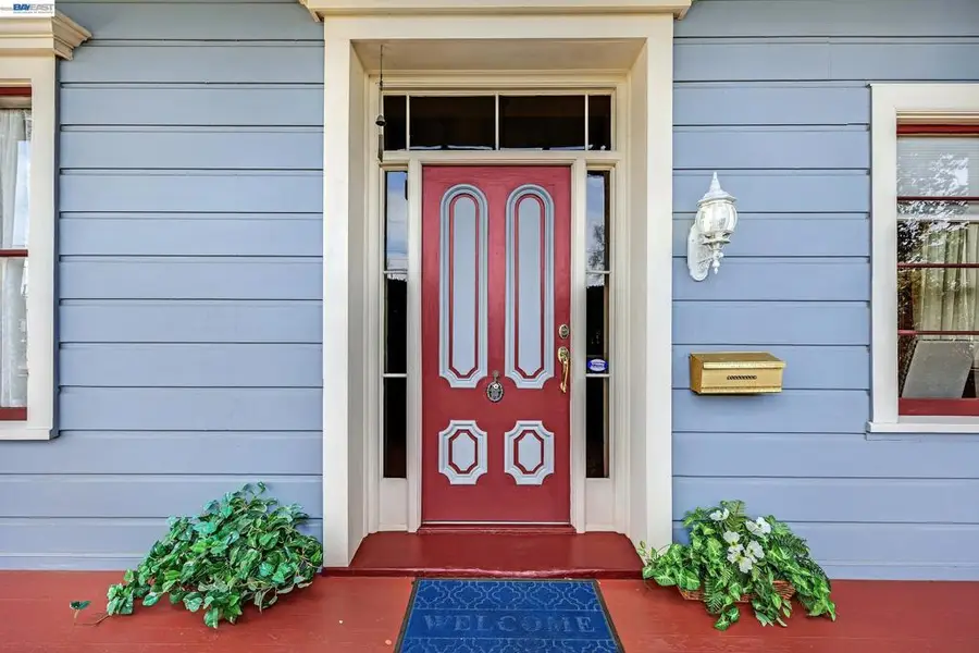 2211 College Avenue, Livermore, CA 94550 - #3