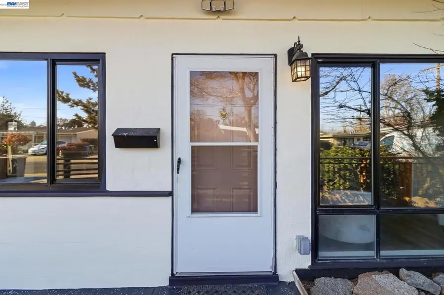 280 280 Calais Dr, Pinole, CA 94564 - #2