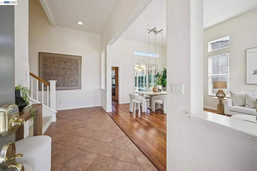 28862 Bay Heights Rd, Hayward, CA 94542 - #2