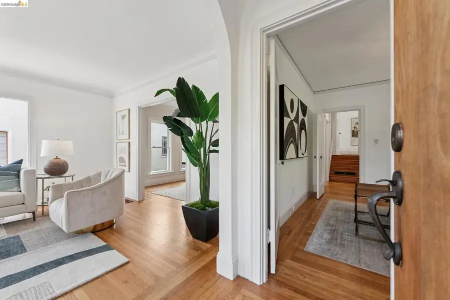 5721 Roberts Ave, Oakland, CA 94605 - #2